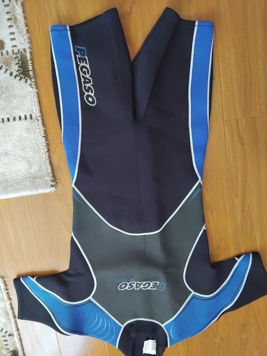 Costum neopren Pegaso