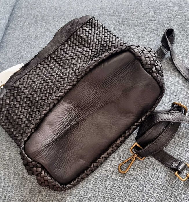 Geanta de dama piele naturala impletită. Made in Italy. Redusa 50%