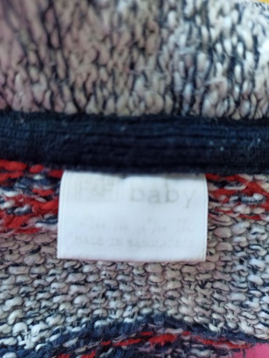 Pulover cu nasturi F&F pentru băieți, marimea 1-1,5 ani