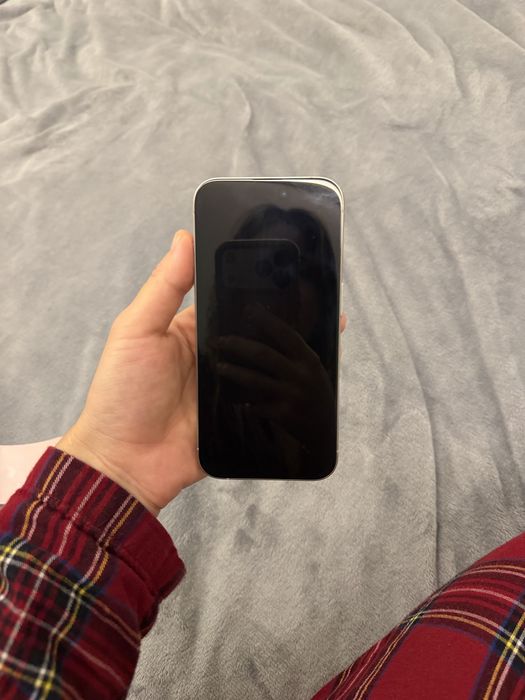 Iphone 15 pro white impecabil