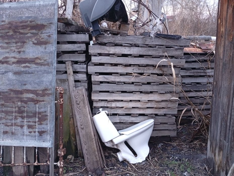 Продам поддоны        ,