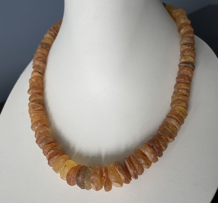 Бусы из Янтаря