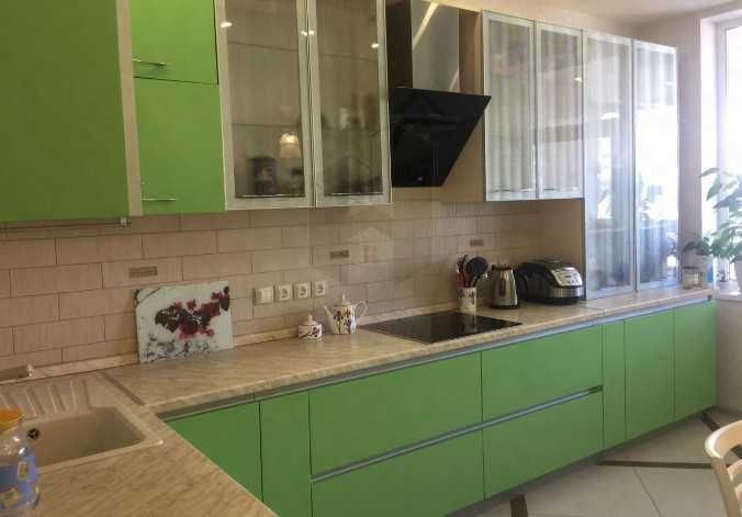 Дава се под наем Тристаен апартамент в Пловдив, Каменица 2 - 88 кв.м за 438.6 € - Снимка #1