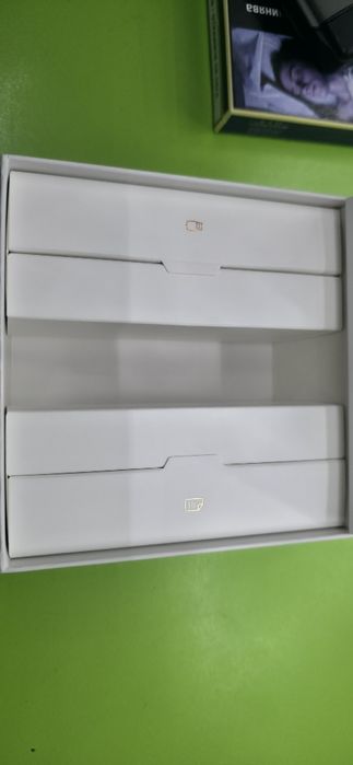 Чисто нов не включван. Huawei GT 6 Смарт часовник 41мм brown