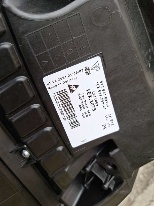 Far Porsche Panamera Led stanga