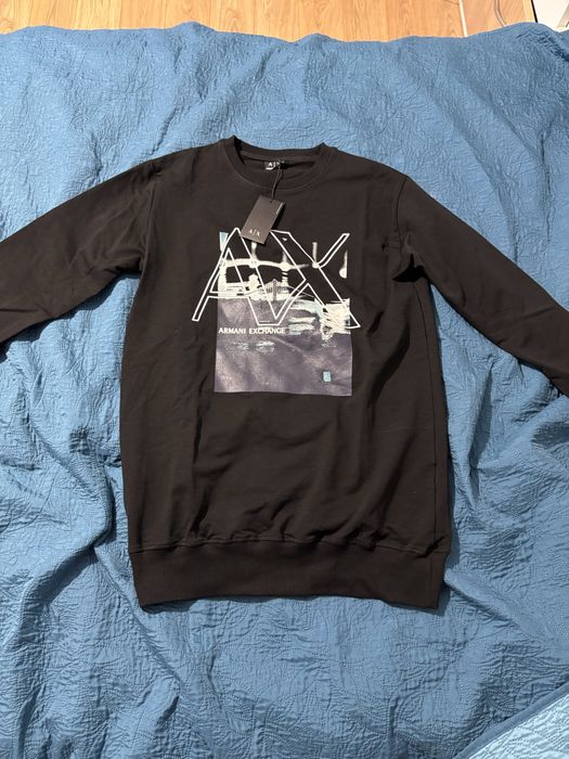 Продавам блуза на Armani Exchange