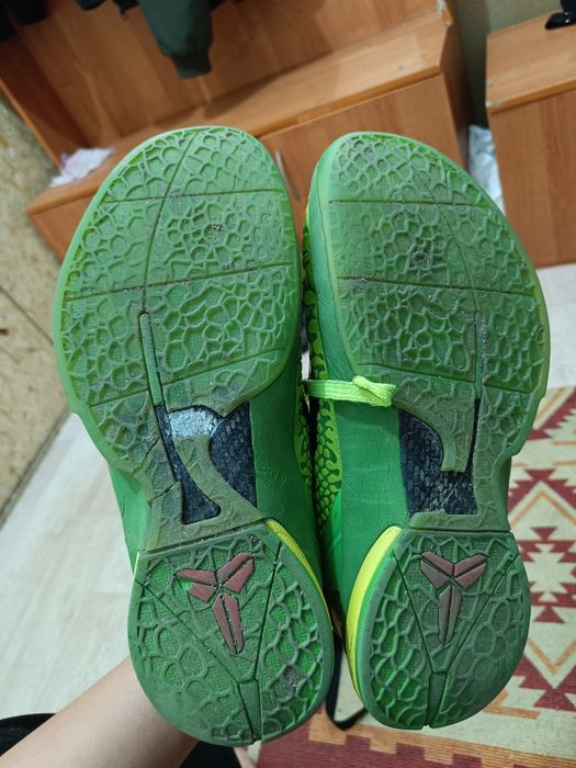 Кроссовки басскетбольные