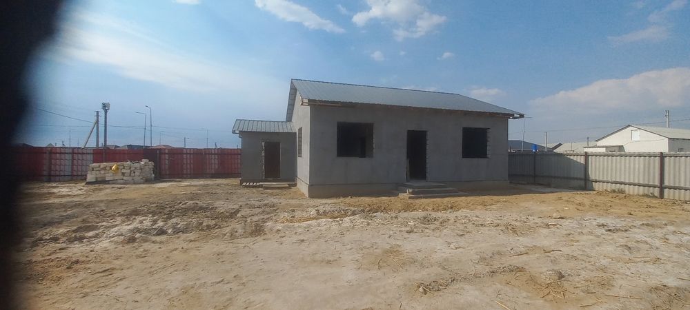 Продаётся дом из 3 комнат