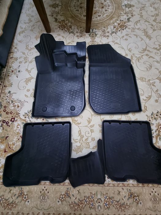 Полики для Рено Степвей