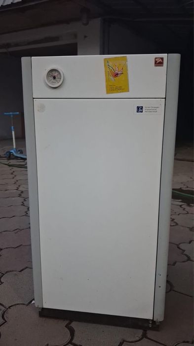 Продам печку лемакс , гозовую напольную