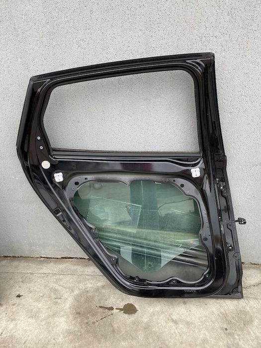 Usa stanga spate VOLVO V40 CROSS COUNTRY 2017 32321999