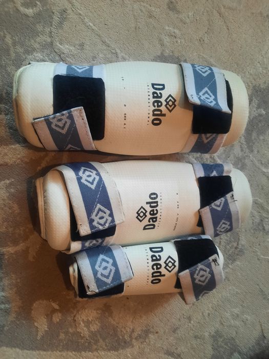 Кемано полный с шлемом таэквандо