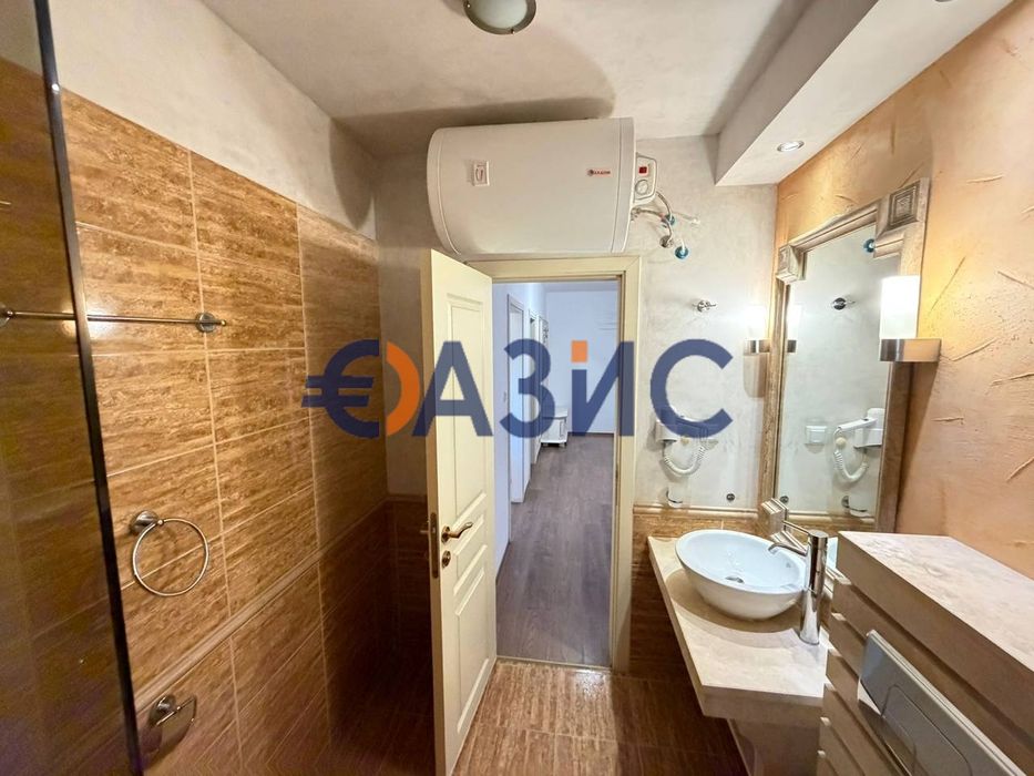 Продава се Тристаен апартамент в к.к. Слънчев бряг - 90 кв.м за 1026 €/кв.м - Снимка #14
