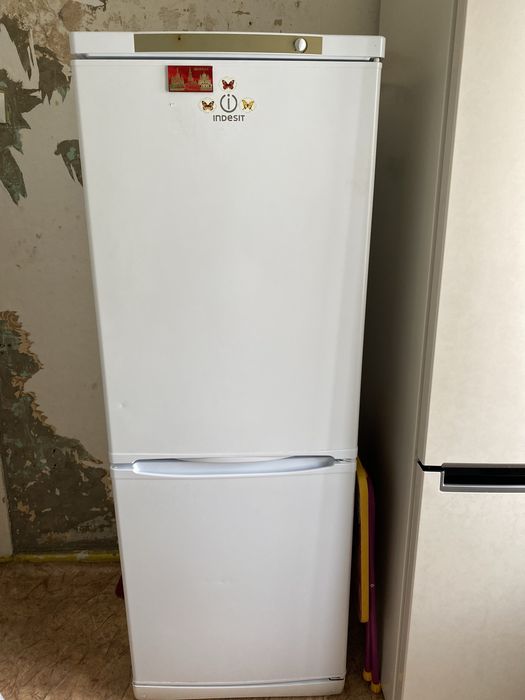 Хододильник INDESIT