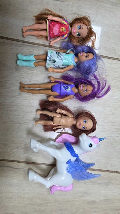 Mattel Barbie Chelsea Kingdom Dolls Lot Mattel Barbie Chelsea Kingdom