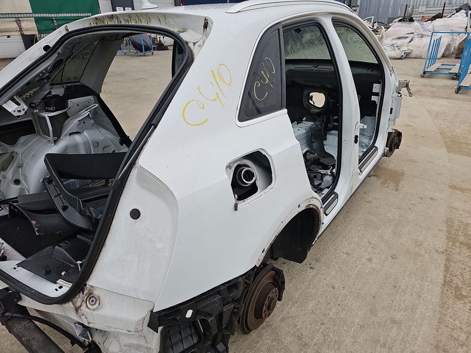 Aripa dreapta spate AUDI Q3 (8UB) [Fabr 2011-2018] OEM