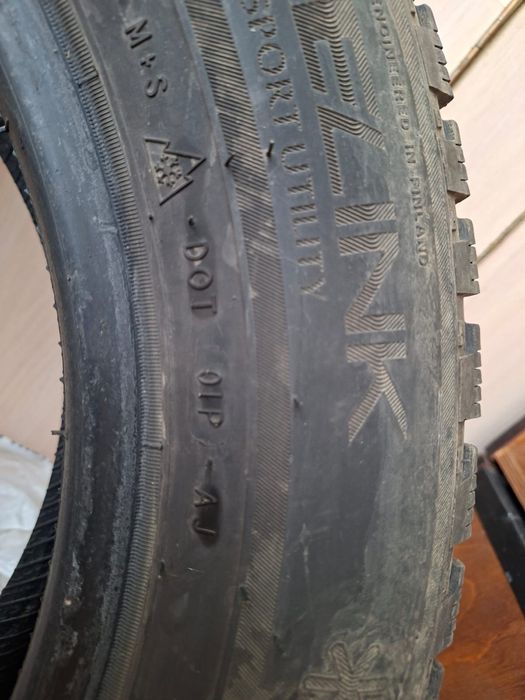 Продам зимние шины 225/60/17