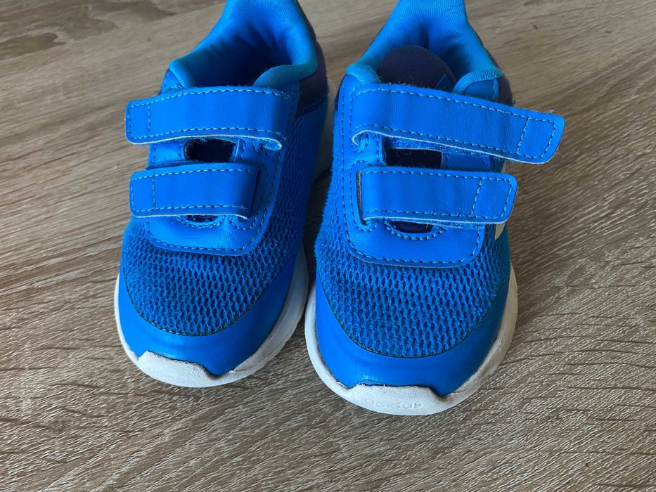 Adidas copii marimea 23