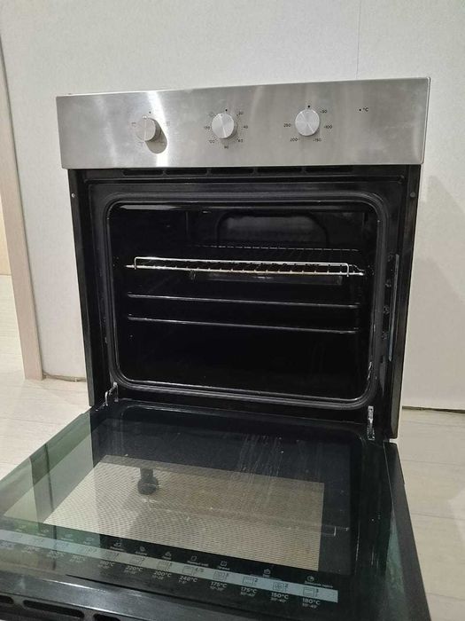 Продам духовой шкаф Midea