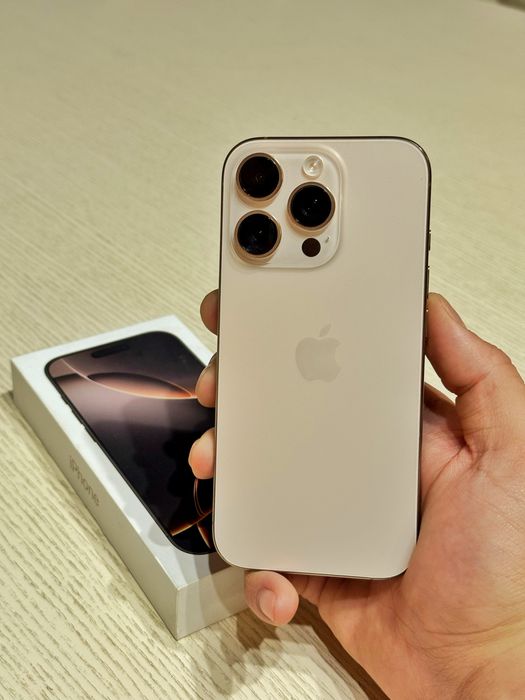 IPHONE 16 PRO 256 gb.