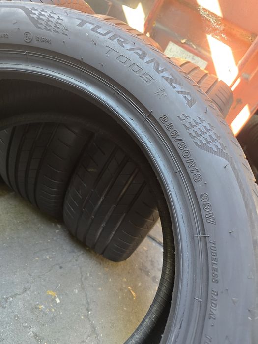 Anvelope Bridgestone 225/50/18