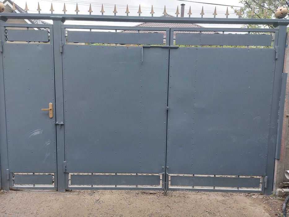 Продам уличные  ворота