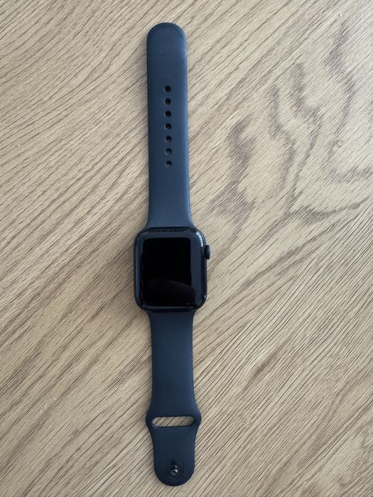 Apple watch SE 2024