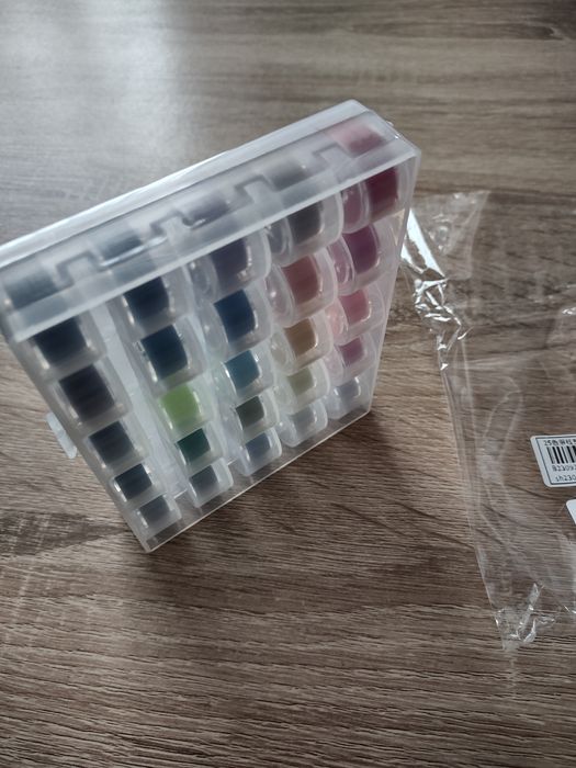 25 Bobine plastic pentru masina cusut