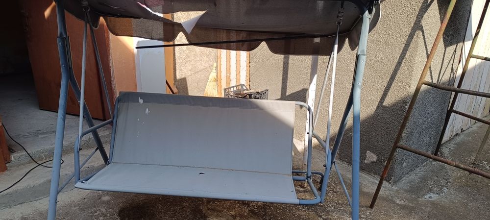 Градинска люлка за външни условия