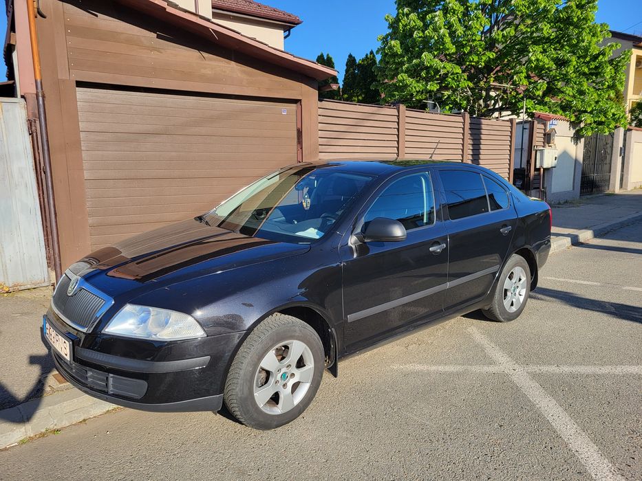 SKODA Octavia 2012 — imagine 3