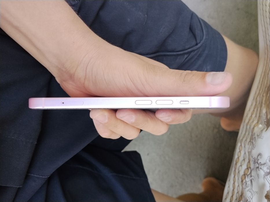 iPhone 15 оригинал