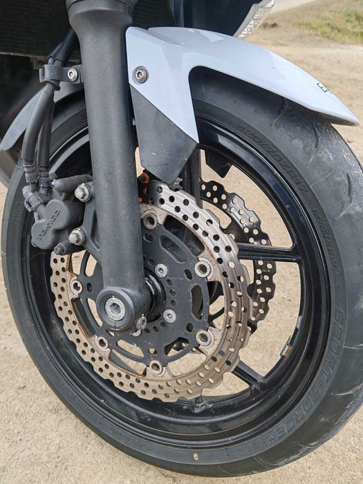 Motocicleta KAWASAKI R6F