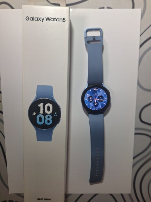Смарт-часы Samsung Watch5 44mm