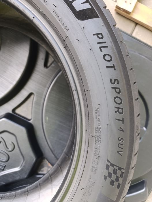 Anvelope de vara 255 50 20 Michelin dot 2021