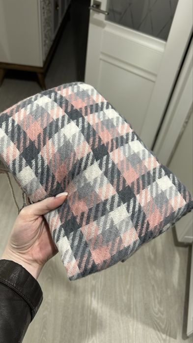 Продам палантин женский