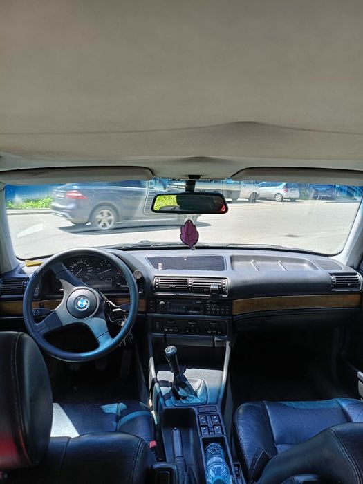 BMW seria 7 e32 730i manual, Atestat vehicul istoric