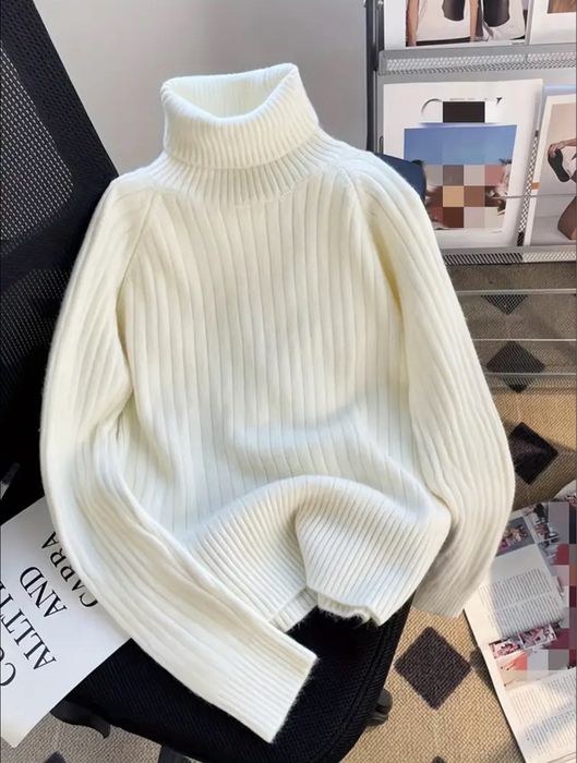 Белый Свитер с Temy