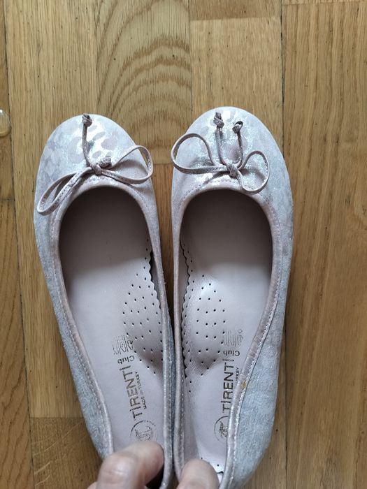 Продаются балетки для девочки