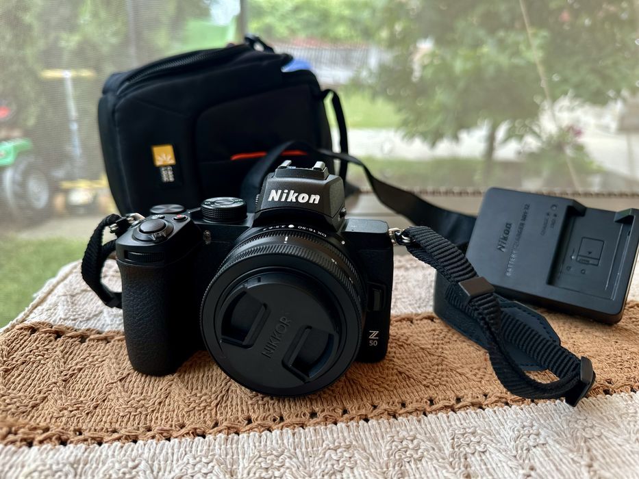 Фотоапарат Nikon Z50 + обектив Nikon Z DX 16-50mm VR