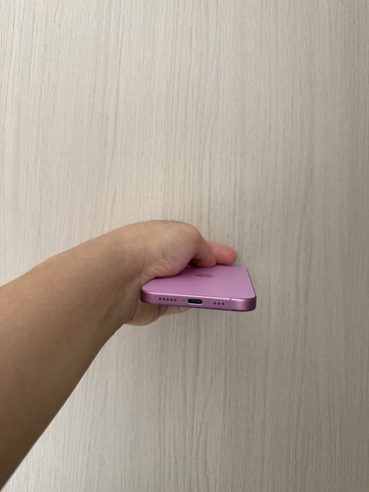iPhone 16 128gb (розовый)