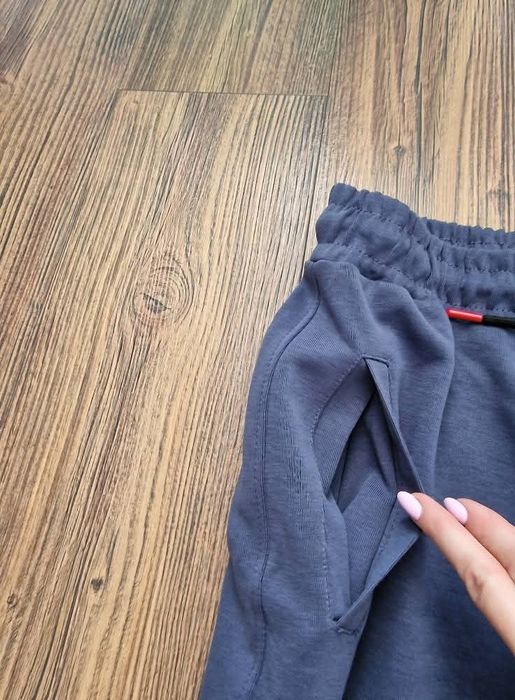 Страхотен мъжки спортен екип HB размер М