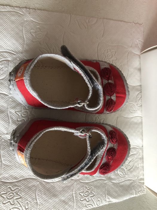 Пантофи за момиче-номер 21