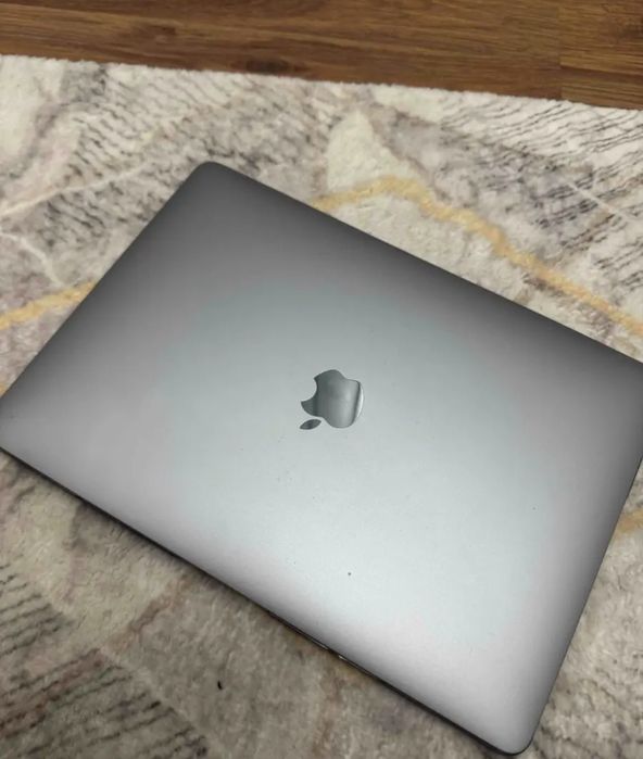 Apple Macbook AIR 13