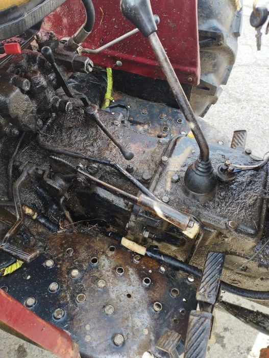 Vând tractor dt utb