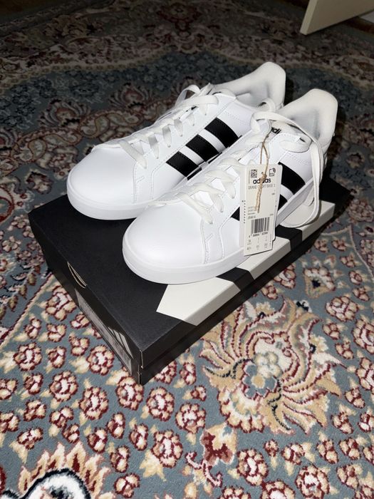 Adidas Grand Court