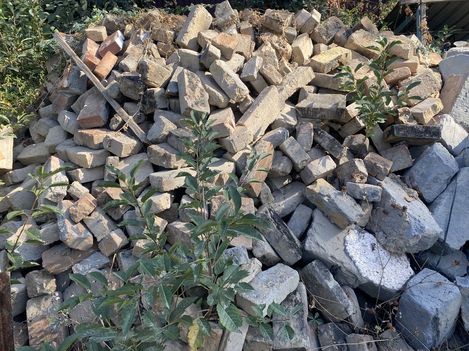 Кирпич красный б/у