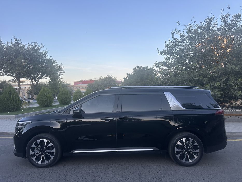 Кия Карнивал 2022 год польный фул позиция