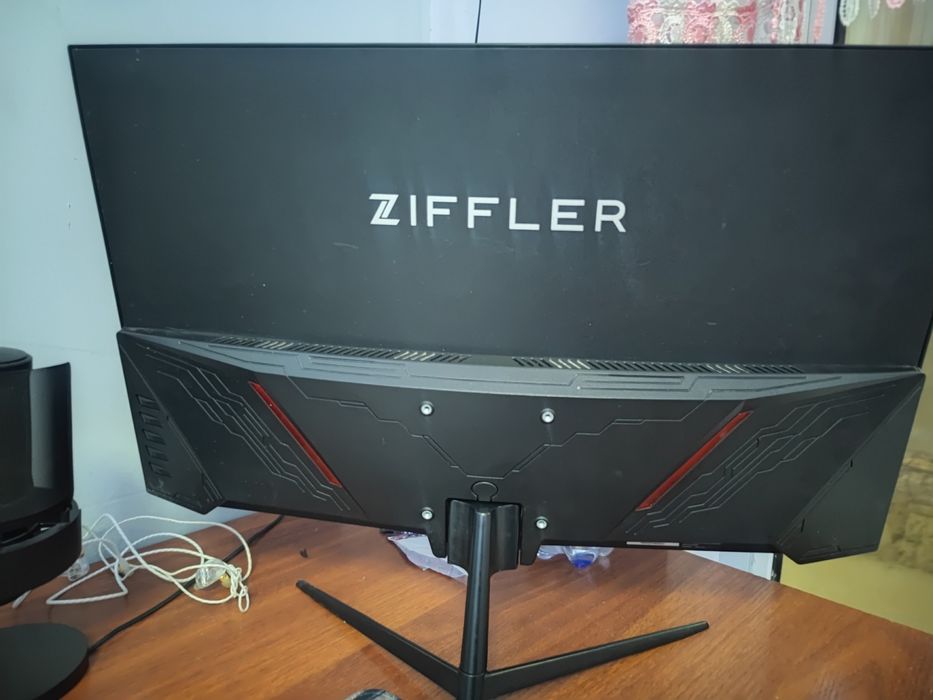 монитор от ziffler 75hz