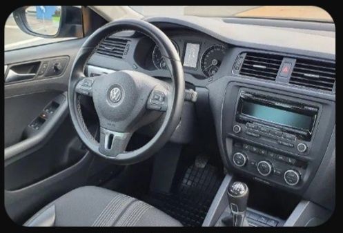 VW Jetta 2013 *** 1.2 TSI *** 113.000 Km reali
