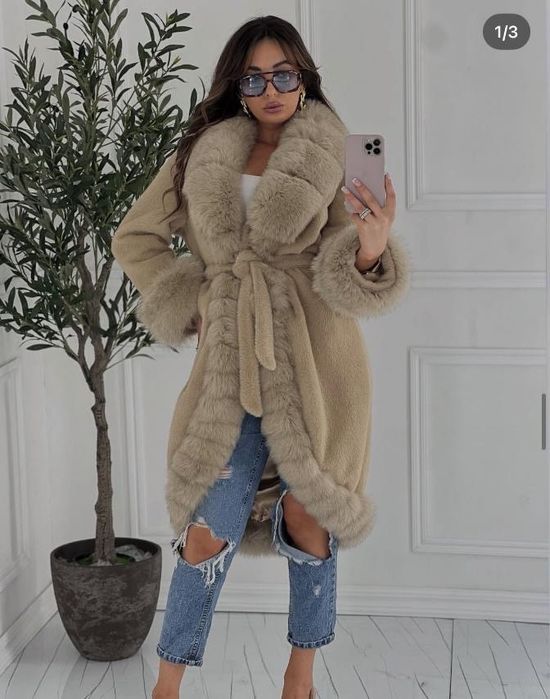 Палта от алкантара и естествен косъм лисица
